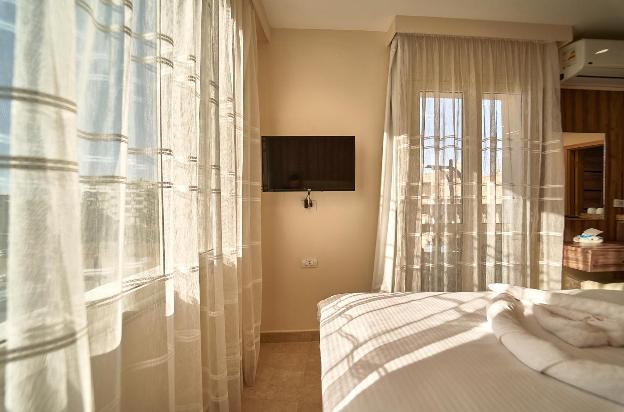 The Palace Pyramids Hotel Nazlet el-Sisi ภายนอก รูปภาพ