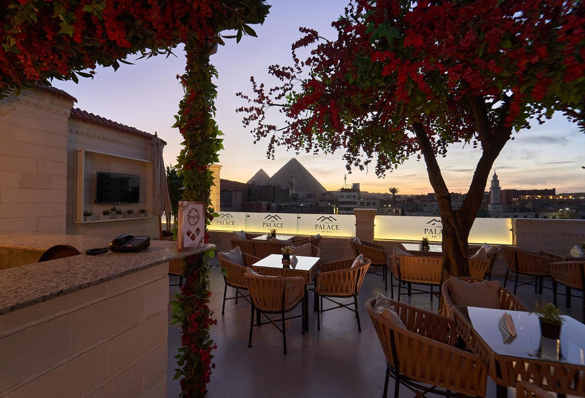 The Palace Pyramids Hotel Nazlet el-Sisi ภายนอก รูปภาพ