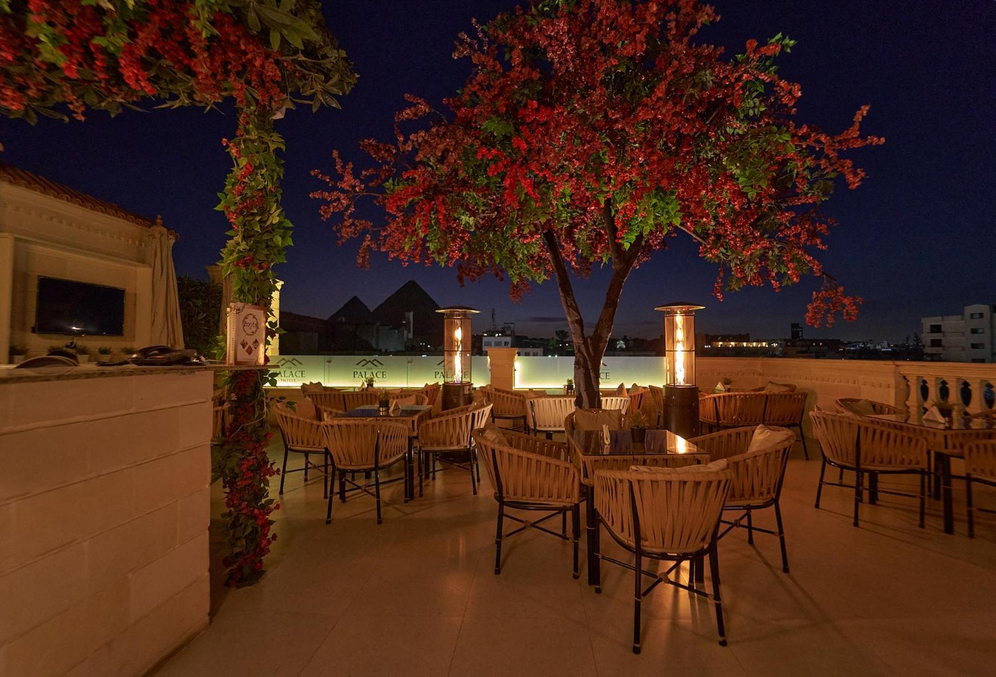 The Palace Pyramids Hotel Nazlet el-Sisi ภายนอก รูปภาพ
